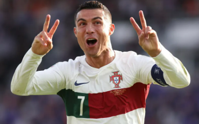 Ronaldo now the highest-paid star on Instagram