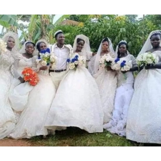 PHOTOS: Man weds two sisters, five others in one day