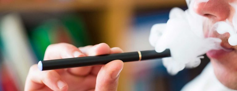 UK to ban e-cigarettes amid rise in vapes among youth