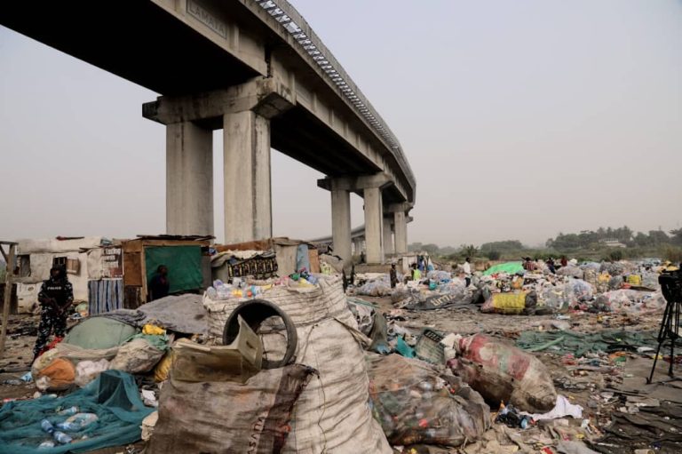 LASG dislodges squatters under Ijora bridge