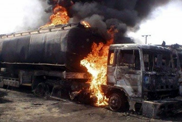 5 die, over 70 cars burnt in tanker explosion accident in Rivers