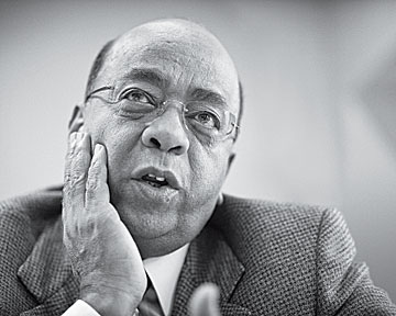 Sudan: Mo Ibrahim calls for immediate ceasefire