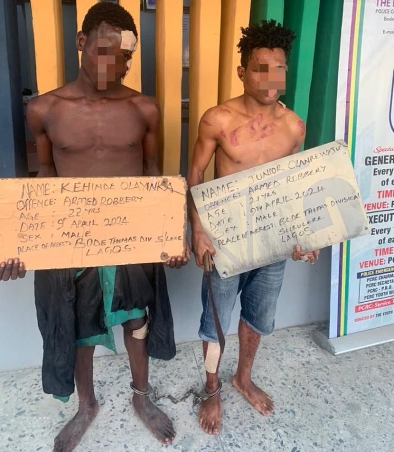 2 suspected phone thieves escape lynching in Lagos