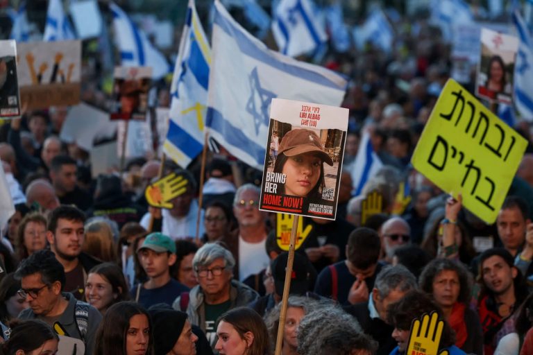 Thousands rally in Jerusalem for return of hostages