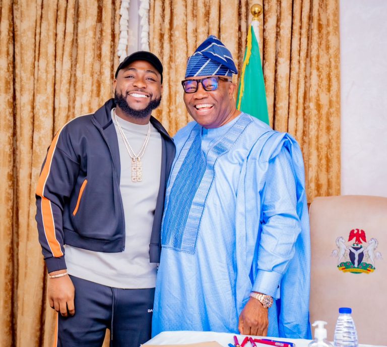 PHOTOS: I spend N400m yearly to assist society -Davido tells Akpabio