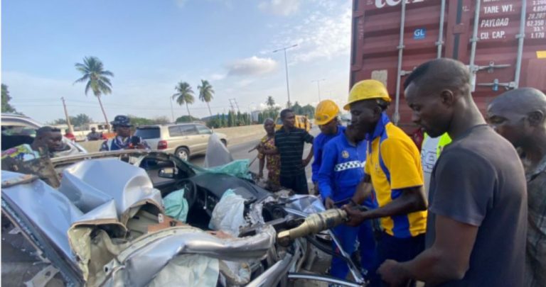 Passenger dead, driver injured as car rams into stationary truck in Lagos