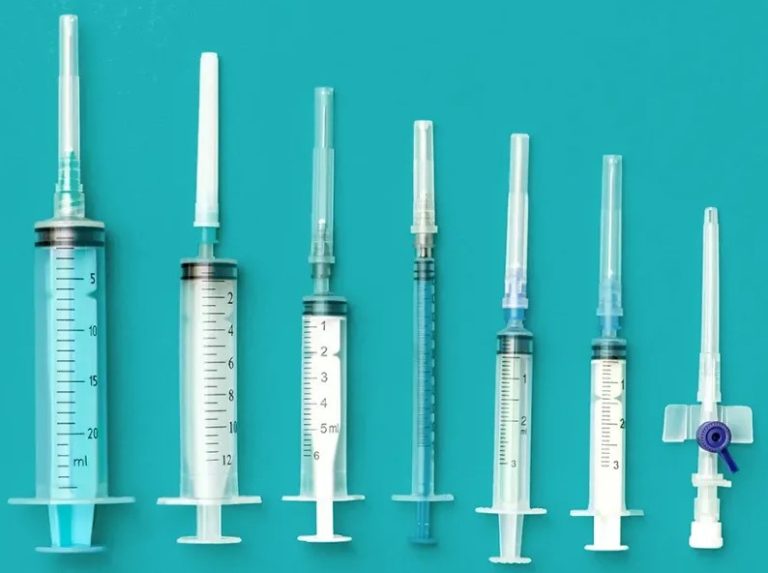 FG bans federal tertiary hospitals from using imported syringes, needles