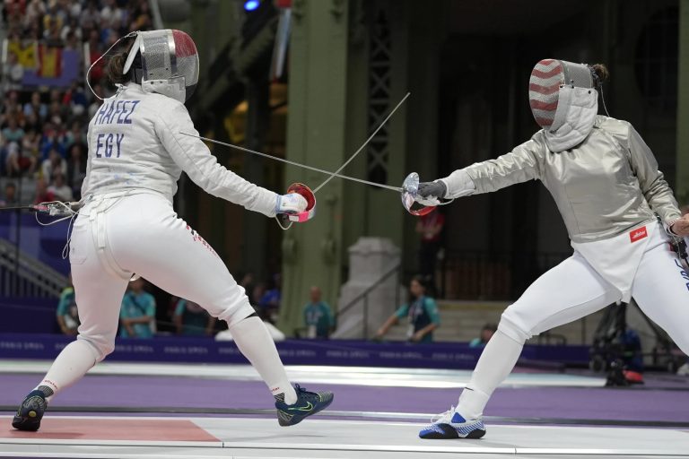 7-month pregnant fencer records best result in three Olympic appearances