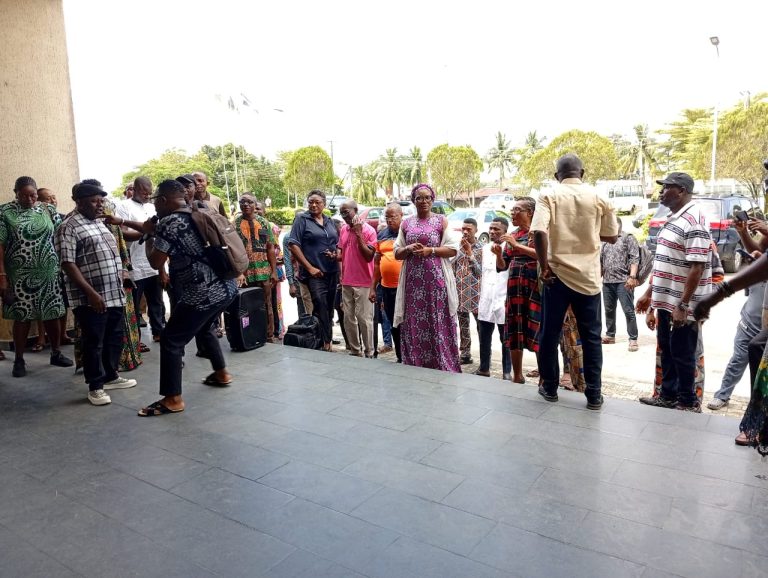 Cross River varsity lecturers protest unpaid palliative award