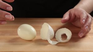 peeling egg